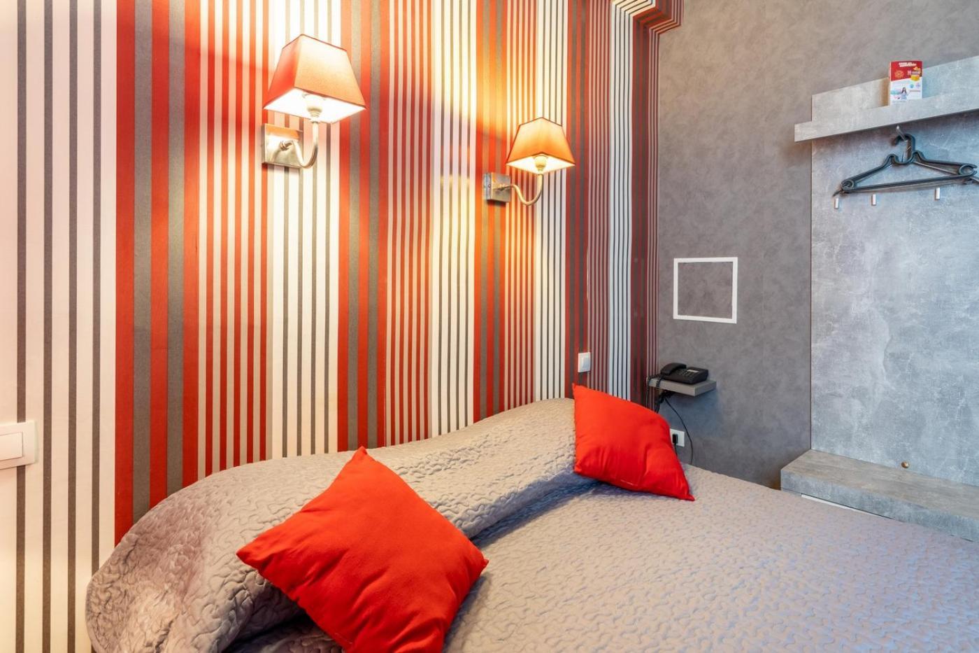 Hotel - Restaurant Saint Jacques Blois Ngoại thất bức ảnh